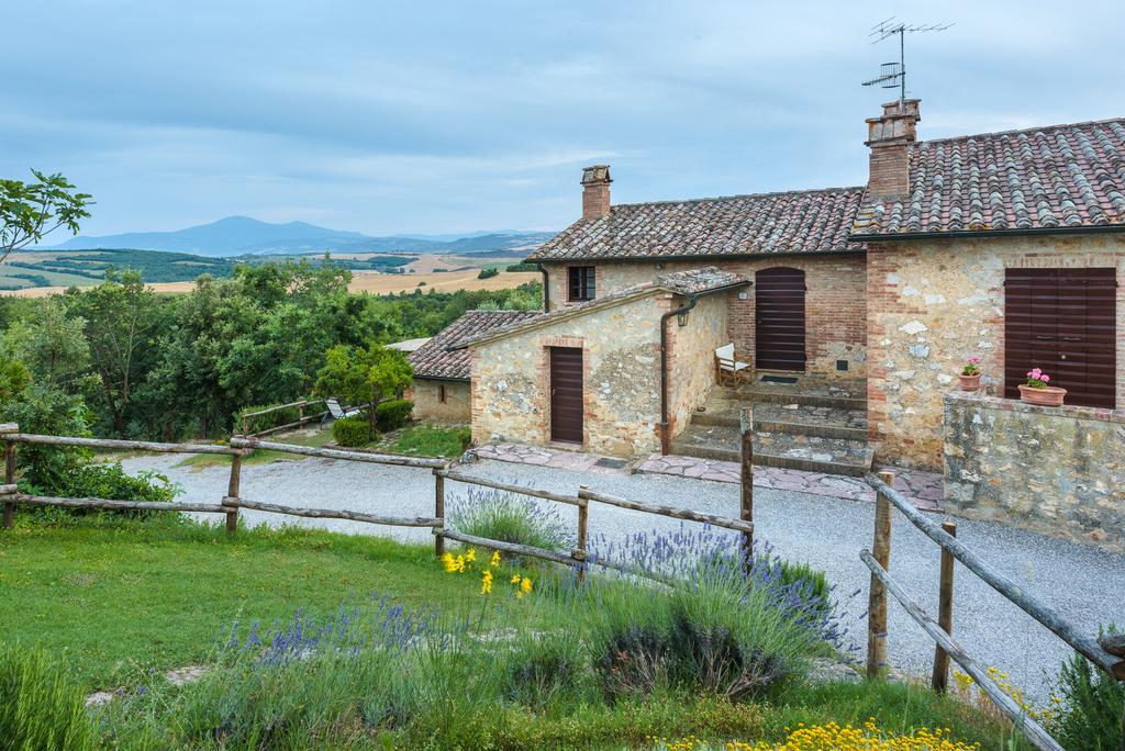 Agriturismo Cerreto بيينْسا المظهر الخارجي الصورة