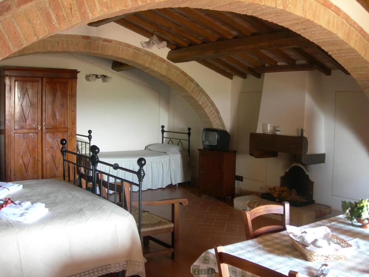 Agriturismo Cerreto بيينْسا المظهر الخارجي الصورة